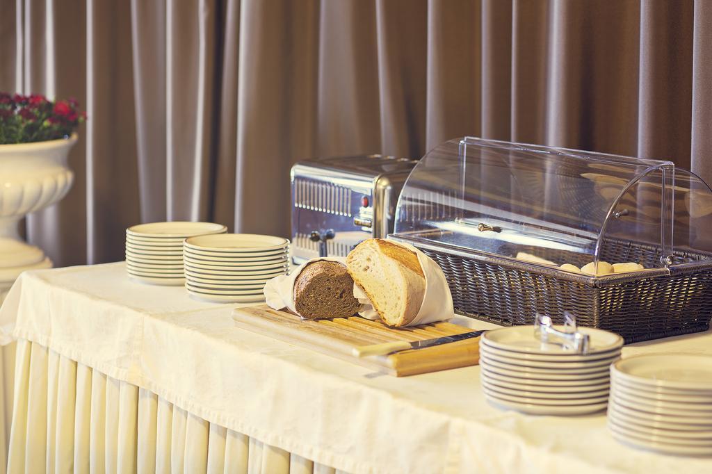 Nebbiuno Tre Laghi Hotel מראה חיצוני תמונה
