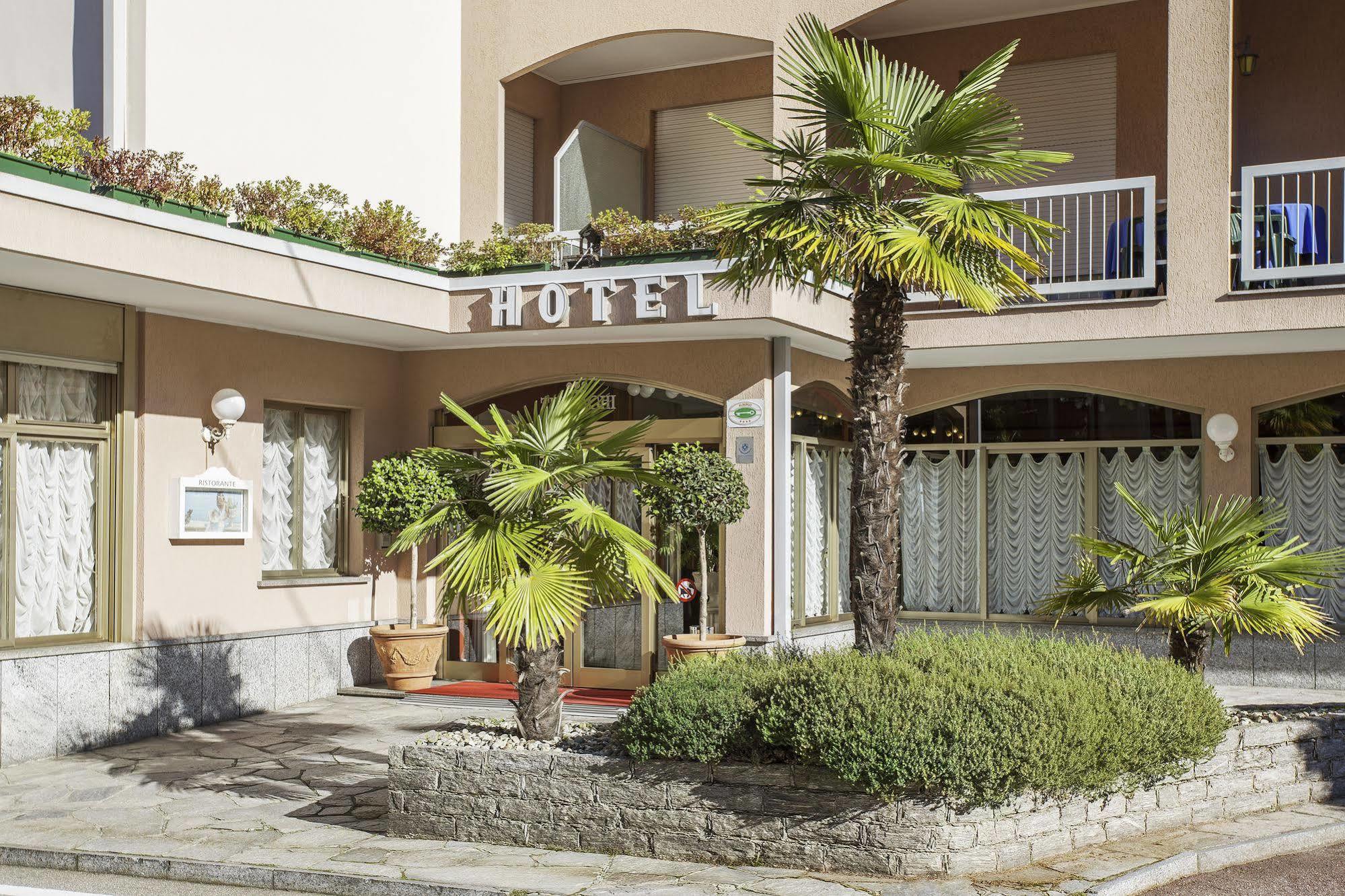 Nebbiuno Tre Laghi Hotel מראה חיצוני תמונה
