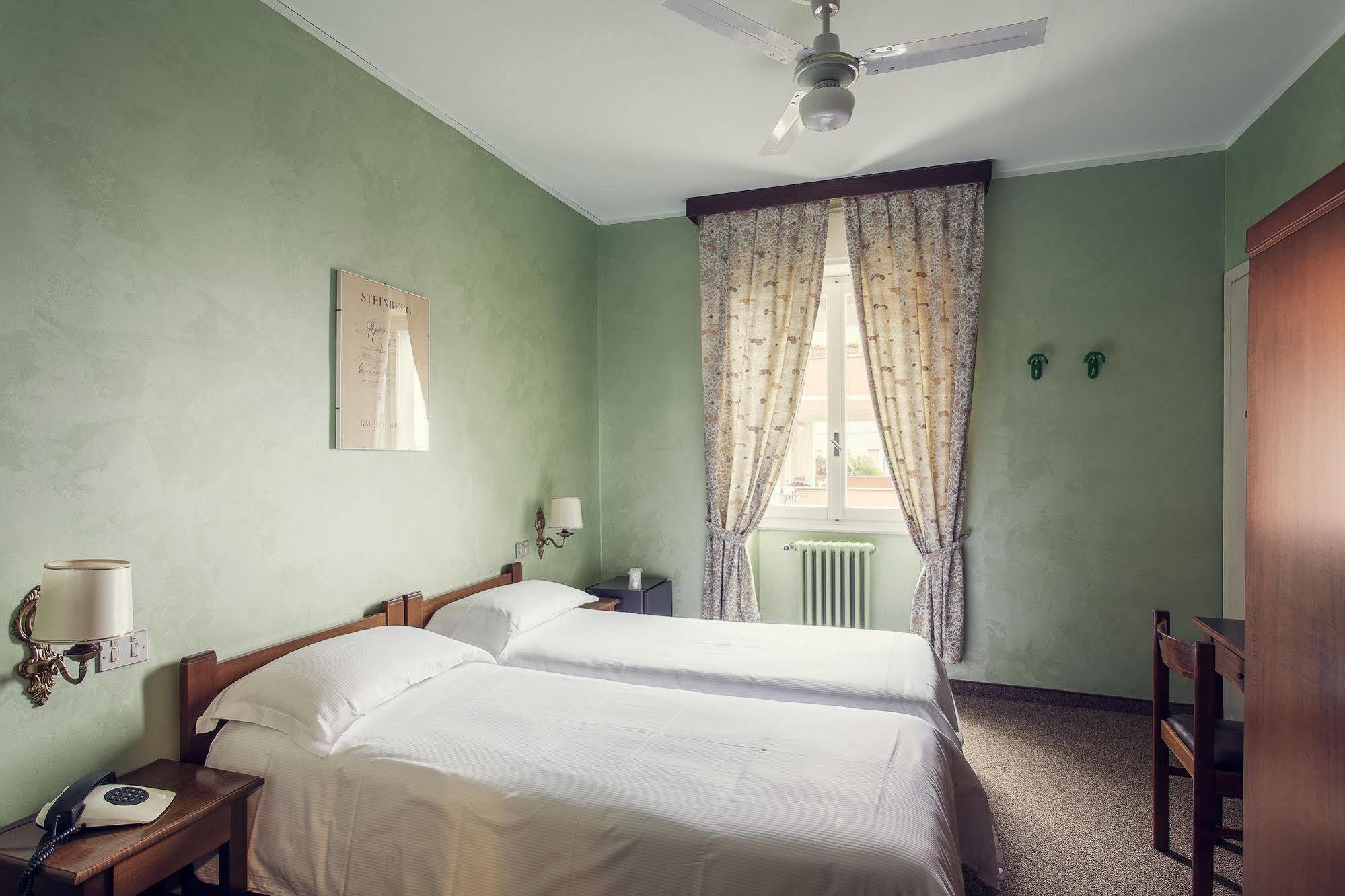Nebbiuno Tre Laghi Hotel מראה חיצוני תמונה