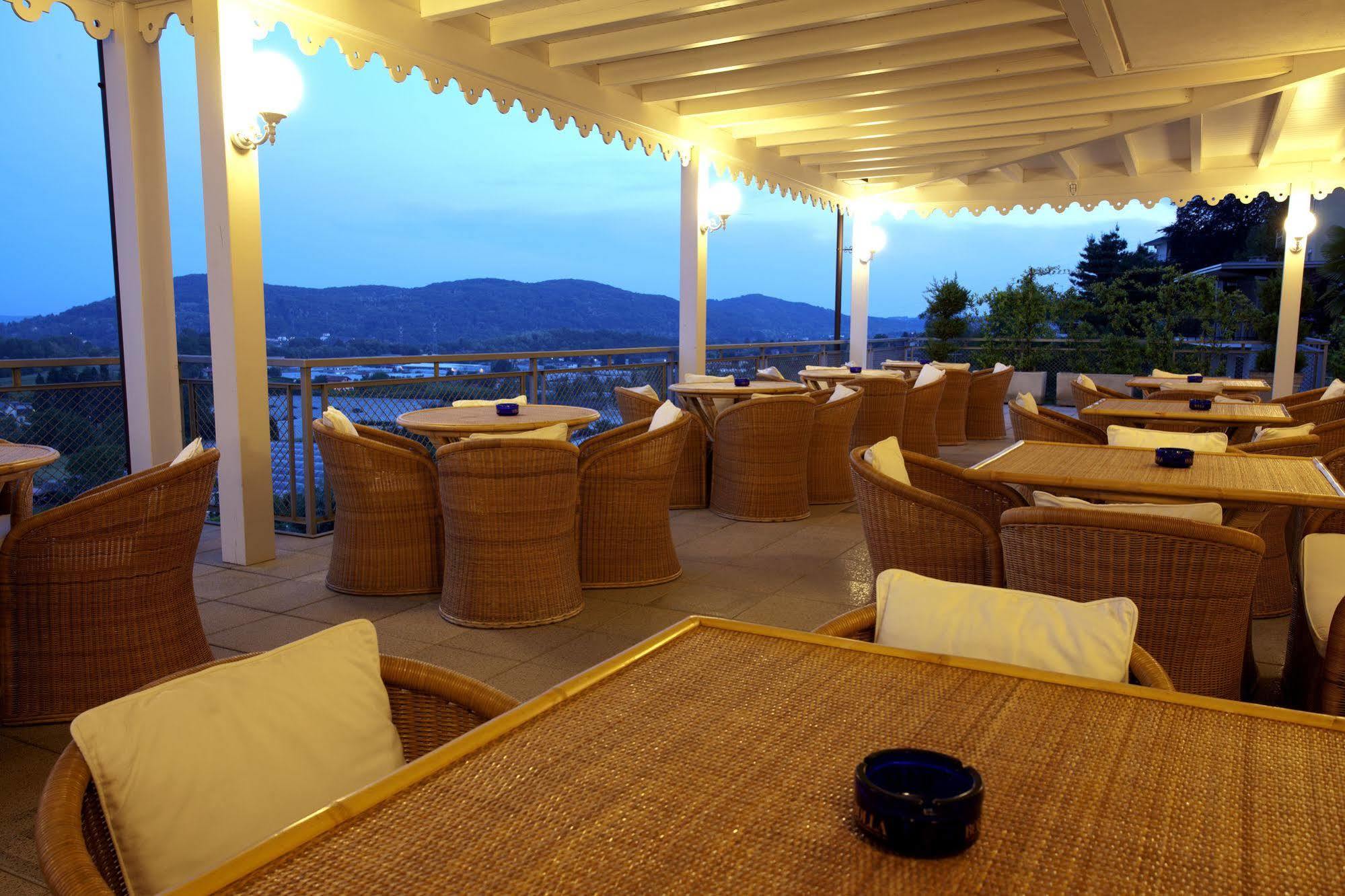 Nebbiuno Tre Laghi Hotel מראה חיצוני תמונה